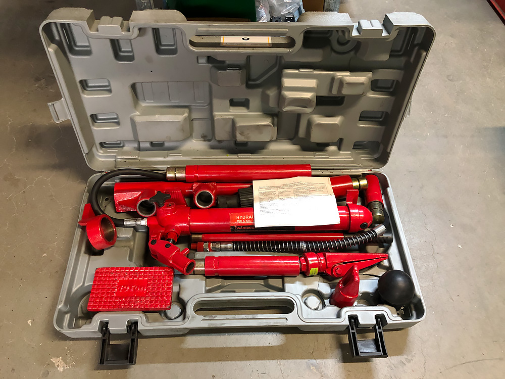 Pos.  8:  Hydraulik-Body-Frame Repair Kit (Ausbeulset) – Lot  8:  Hydraulic body frame repair kit (buckling kit)