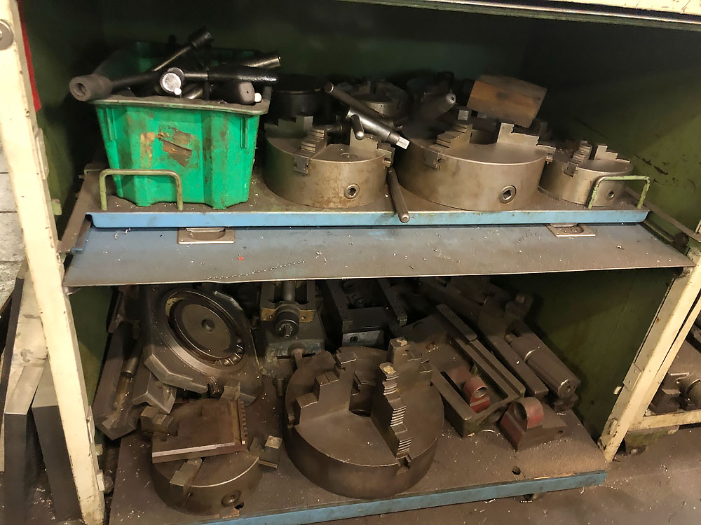 Pos.  41:  Werkzeugschrank – Lot  41:  Tool cabinet