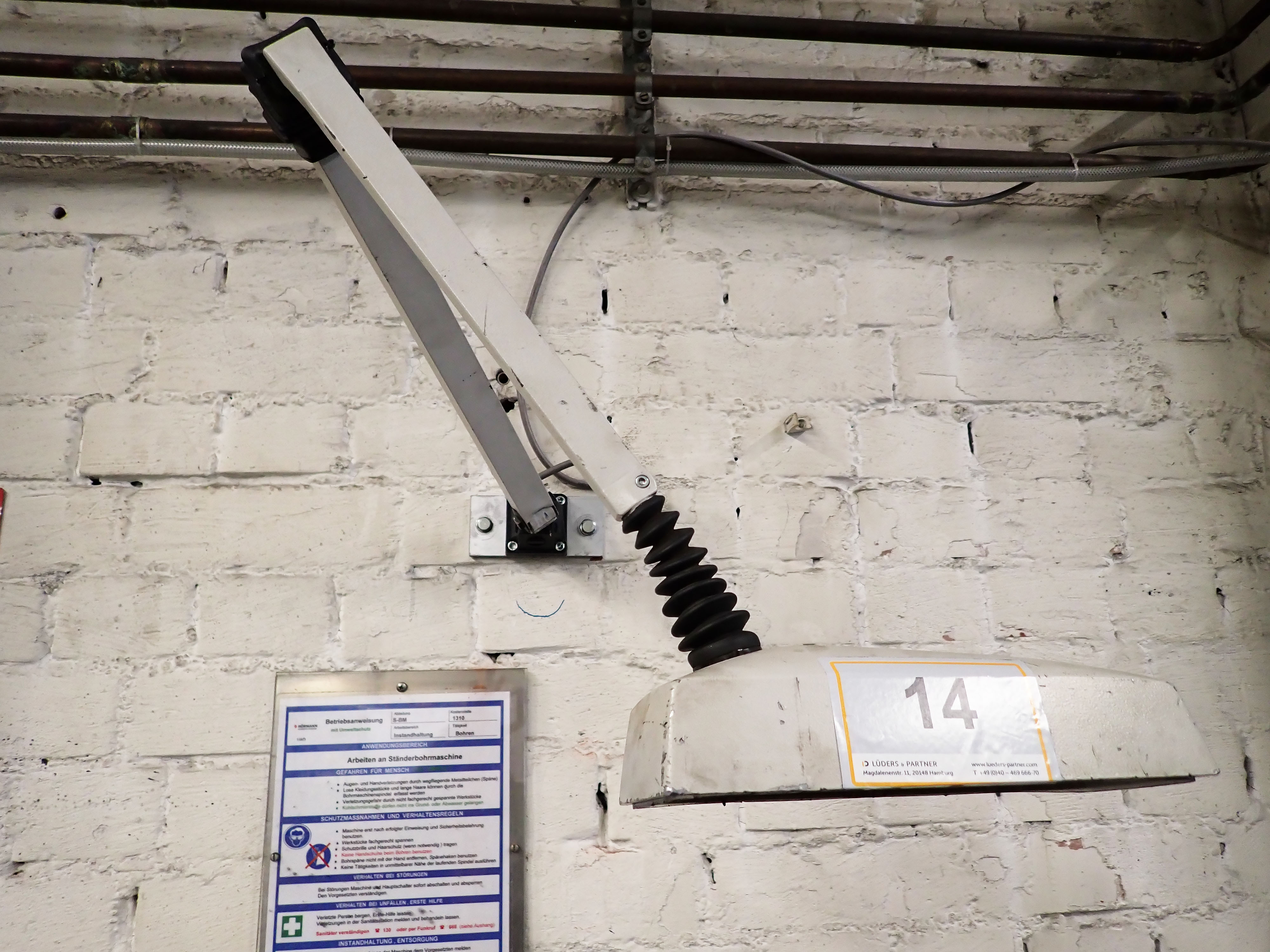 Pos.  14:  LED-Strahler – Lot  14:  LED spotlight