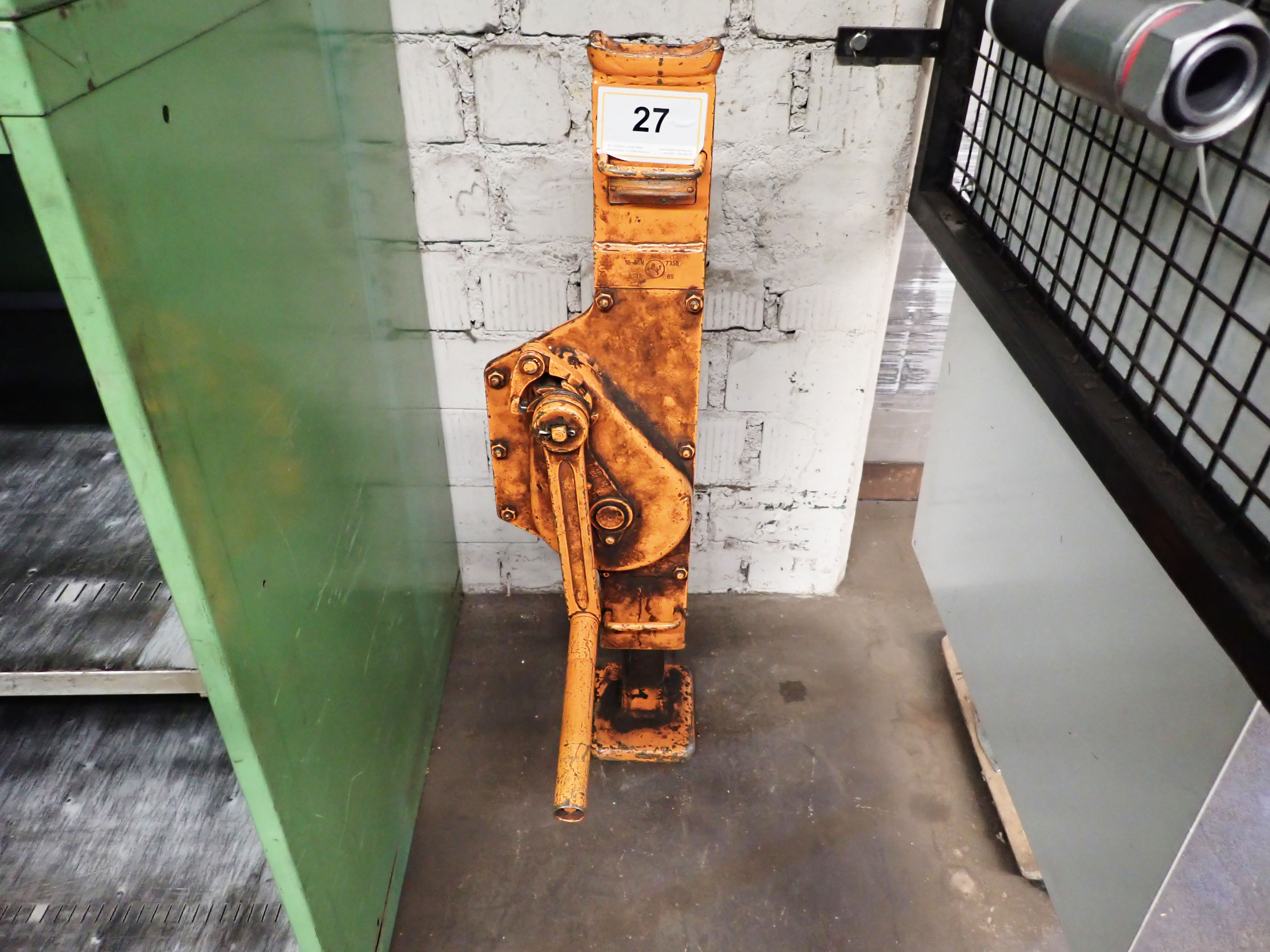 Pos.  27:  Stockwinde – Lot  27:  Stock winch