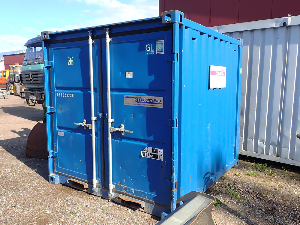 Pos.  39:  Materialcontainer / Seecontainer – Lot  39:  Material container / shipping container