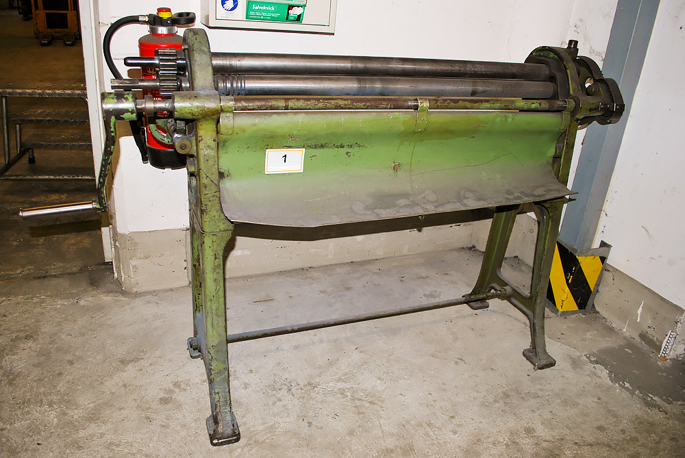 Pos.  1:  Rollenbiegemaschine – Lot  1:  Roll bending machine
