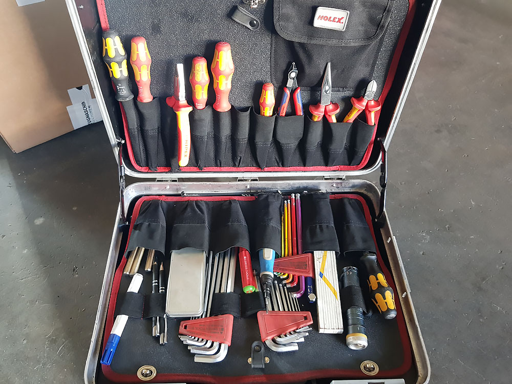 Pos.  132:  Werkzeugkoffer – Lot  132:  Tool case