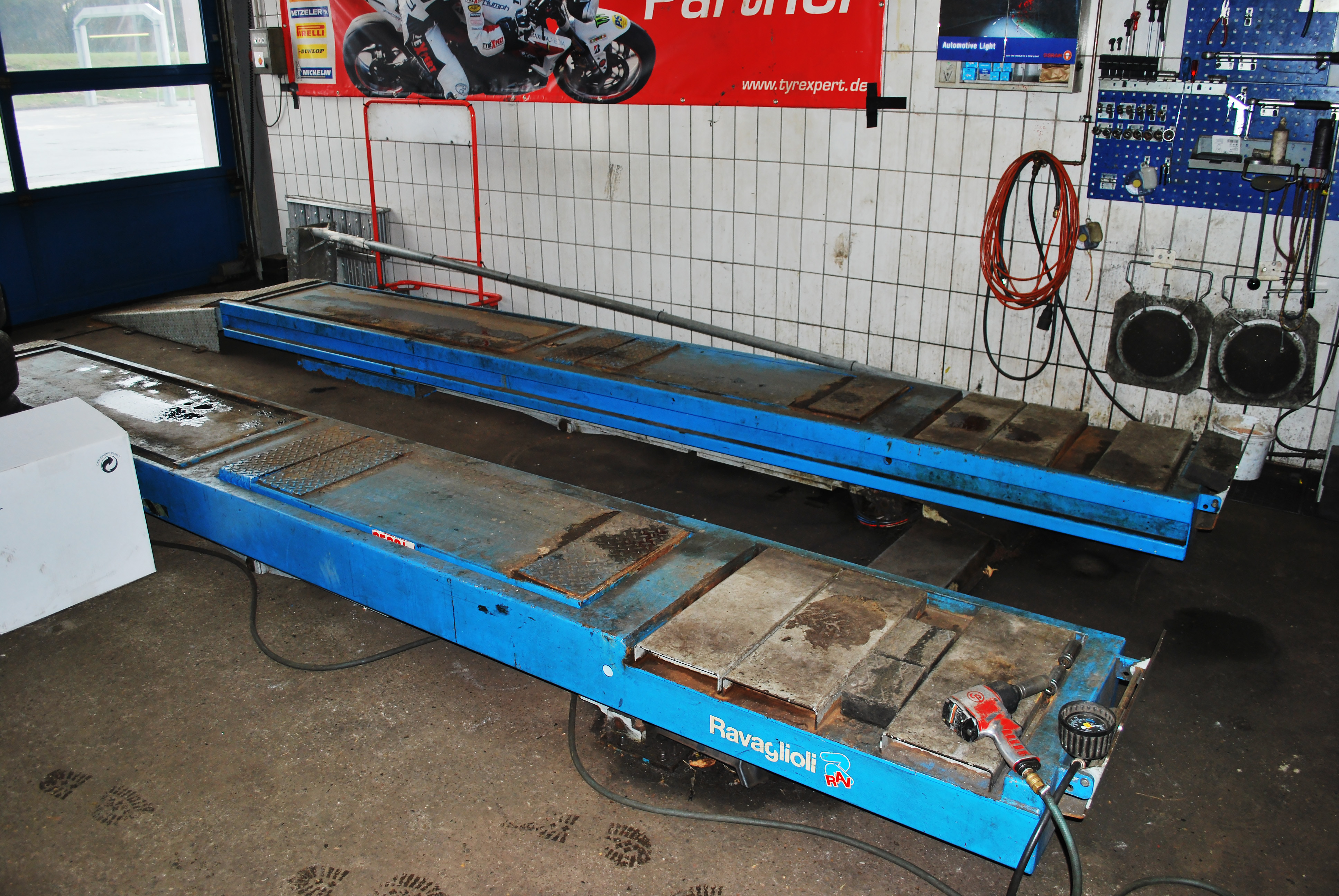 TyreXpert Reifen + Autoservice GmbH Fuhrpark, 2 und 4Säulen